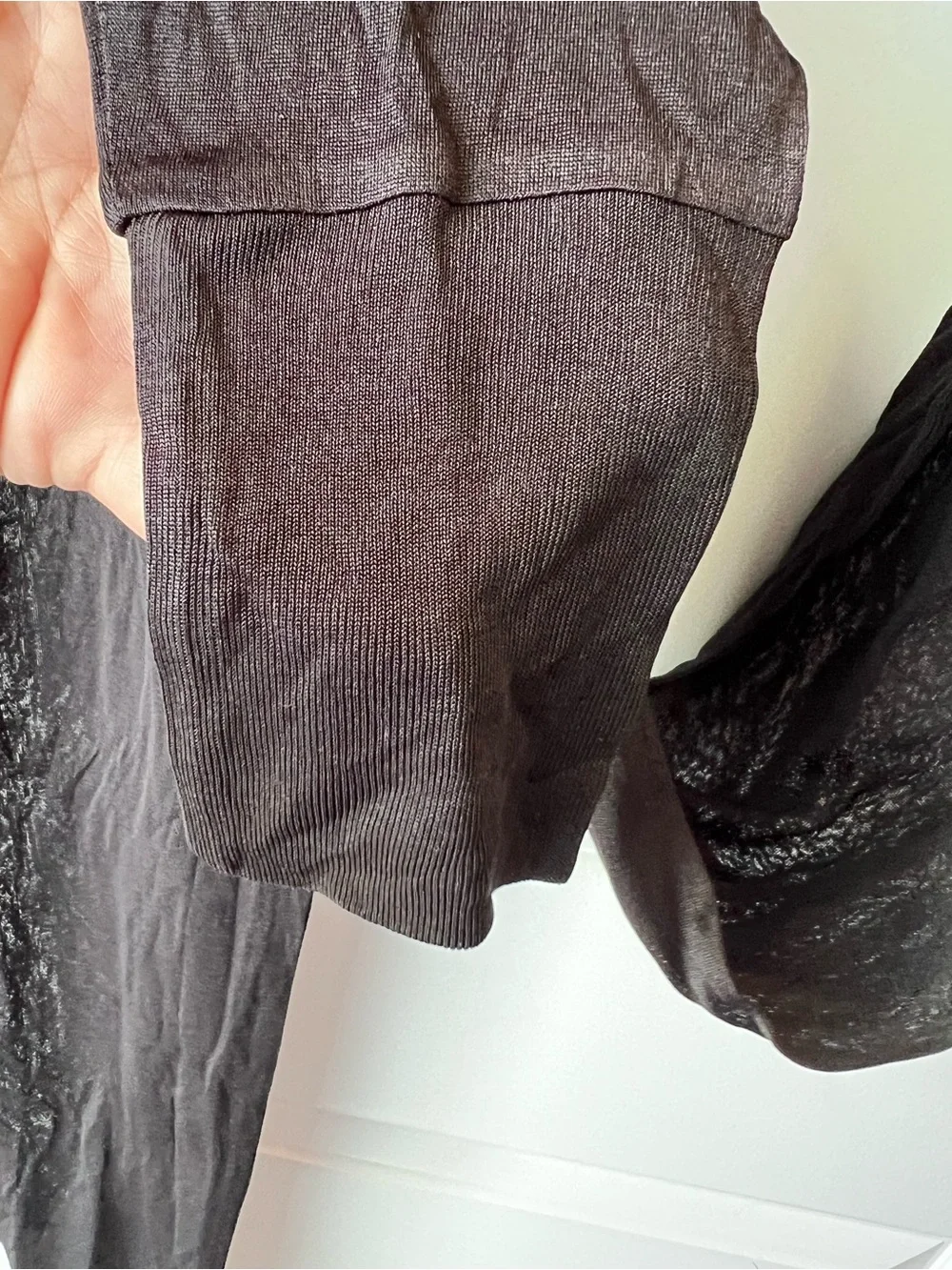 L.L. Bean Black silk base layer pants and Long-Sleeve Top Set. Medium